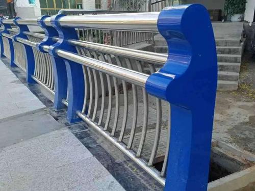 桥梁护栏